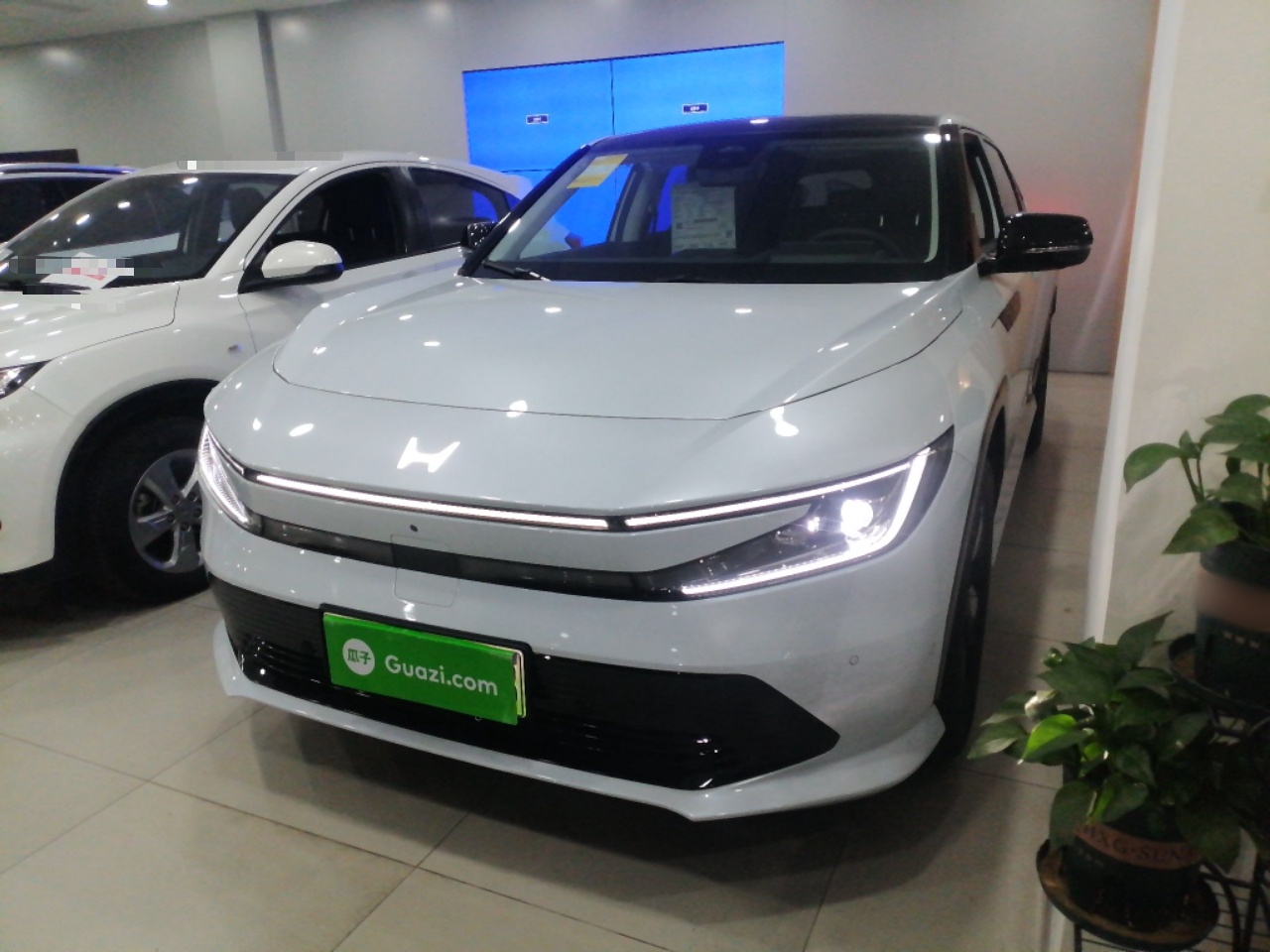 Honda P7 2025 car image 