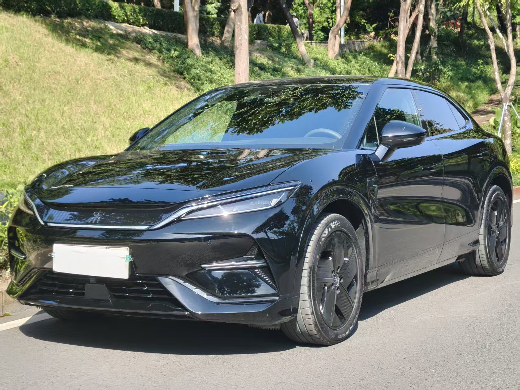 BYD SongL EV 2024 car image 