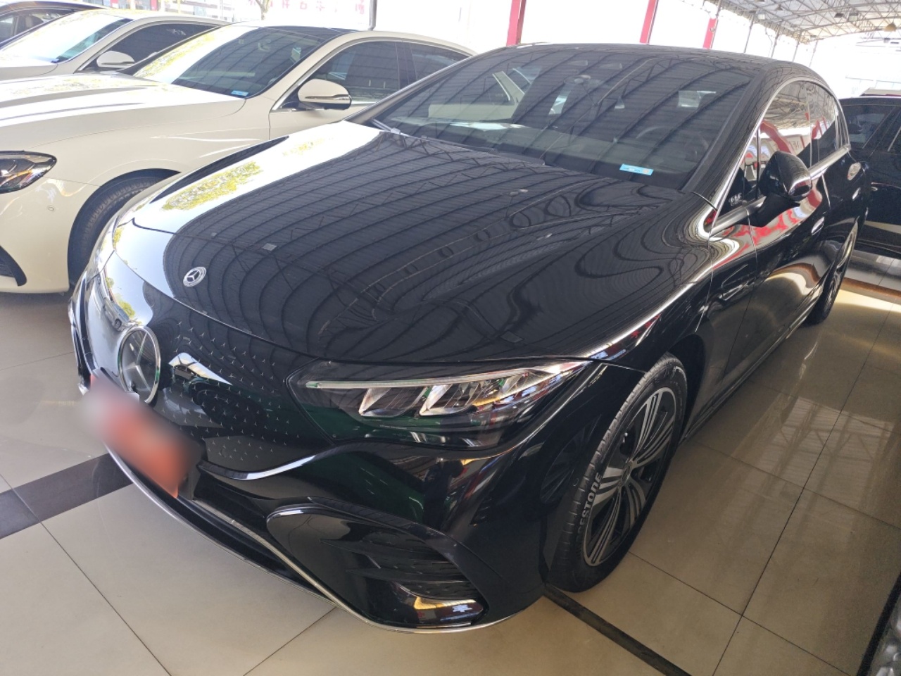 Mercedes-Benz EQE Class 2024 car image 