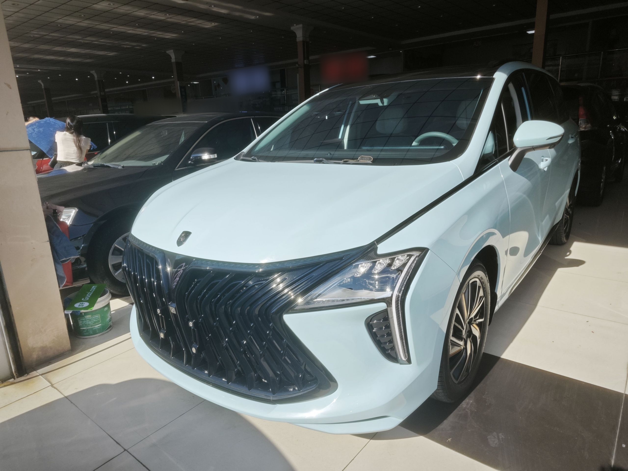 Forthing Yacht 2022 car image 