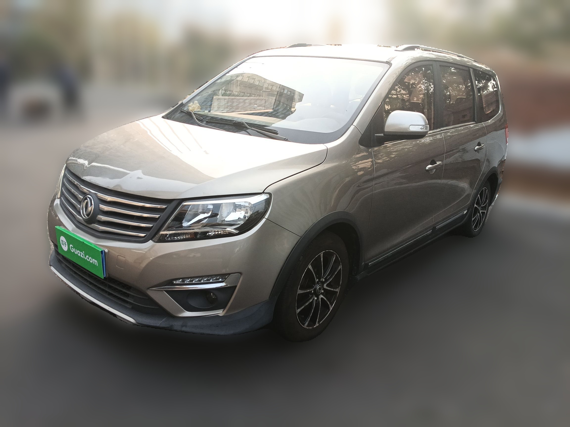 Forthing S500 2017 car image 