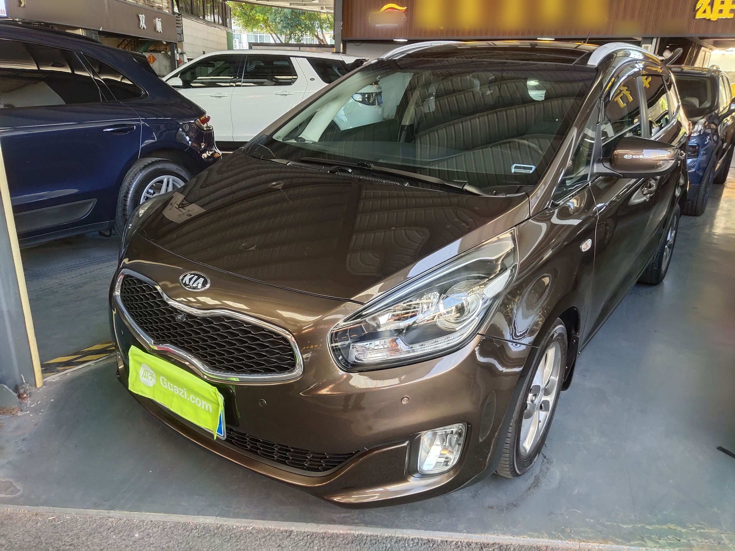 Kia Carens 2015 汽车图片 
