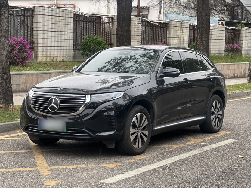 Mercedes-Benz EQC Class 2022 car image 