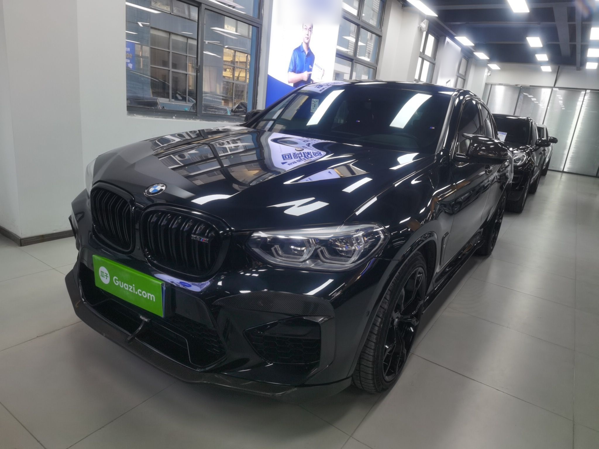 BMW X4 M 2021 BMW X4 M 2021 car image