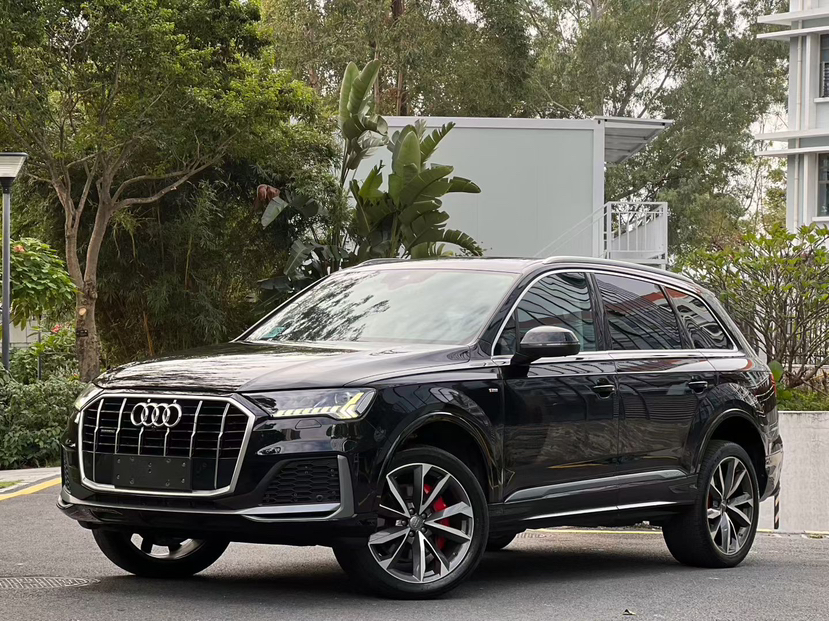 Audi Q7 2020 car image 