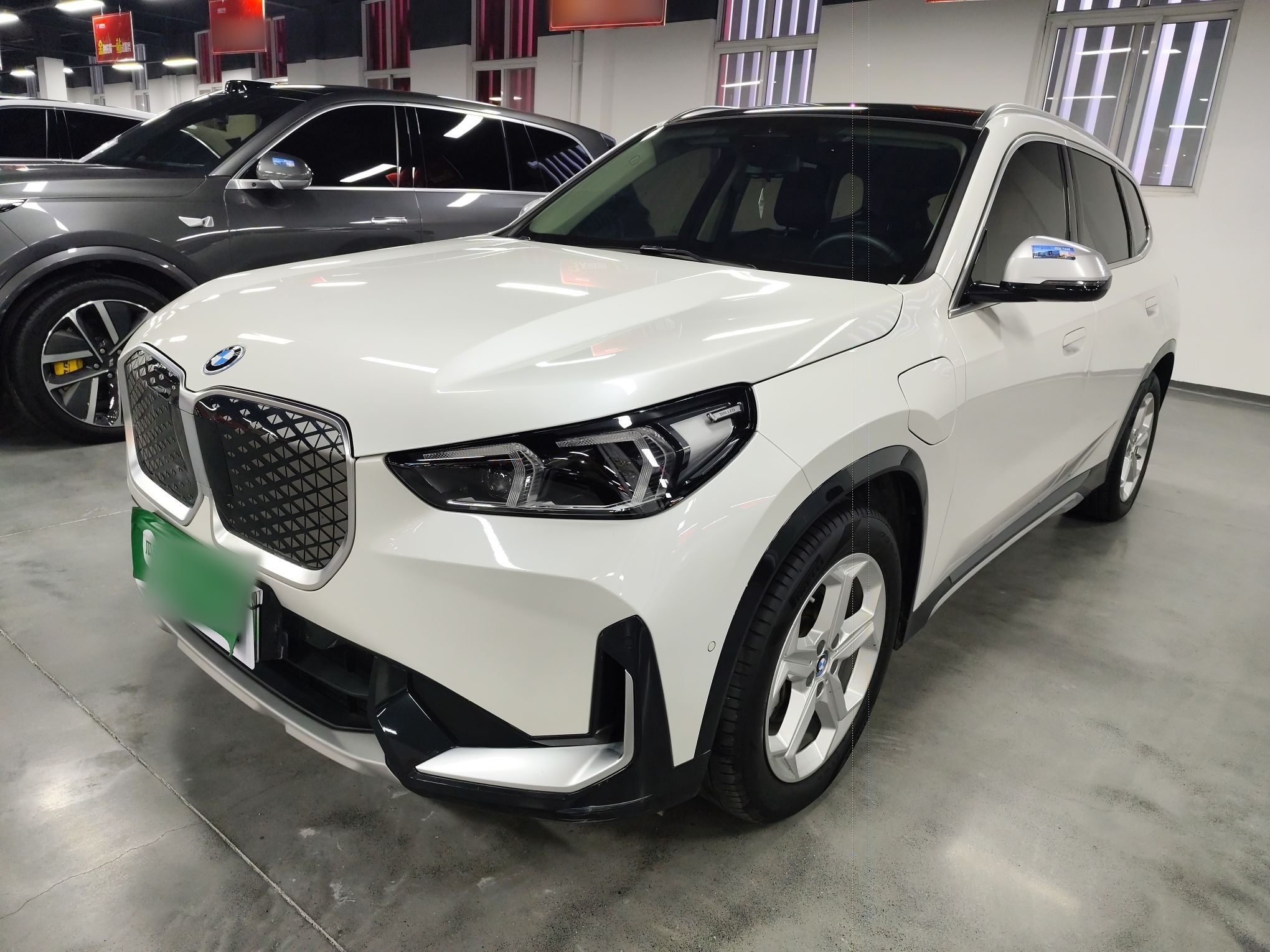 宝马 宝马iX1 2024 汽车图片 