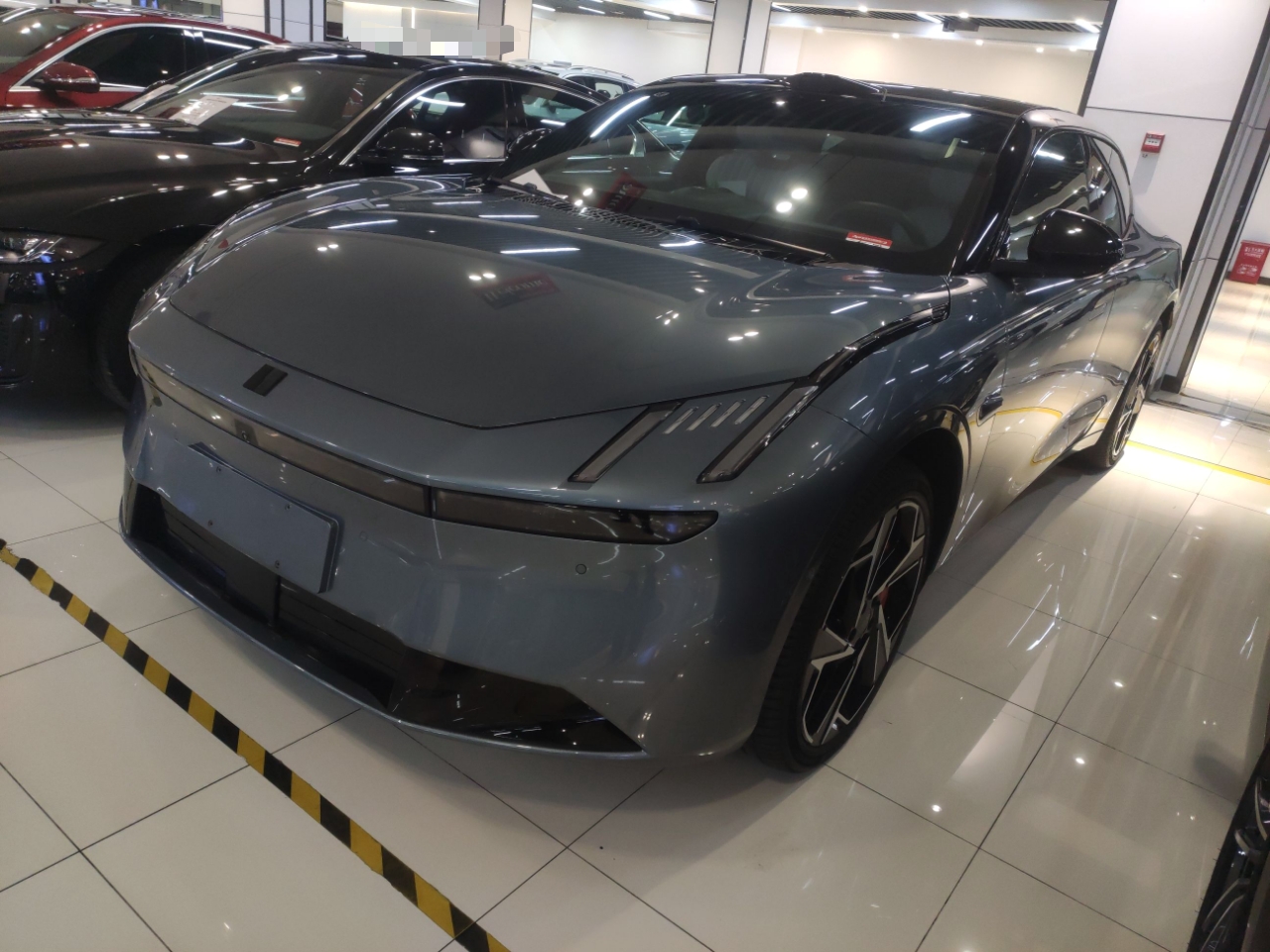 Lynk & Co 2024 Lynk & Co 2024 car image