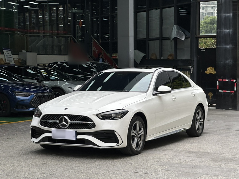 Mercedes-Benz C Class 2022 صورة سيارة 