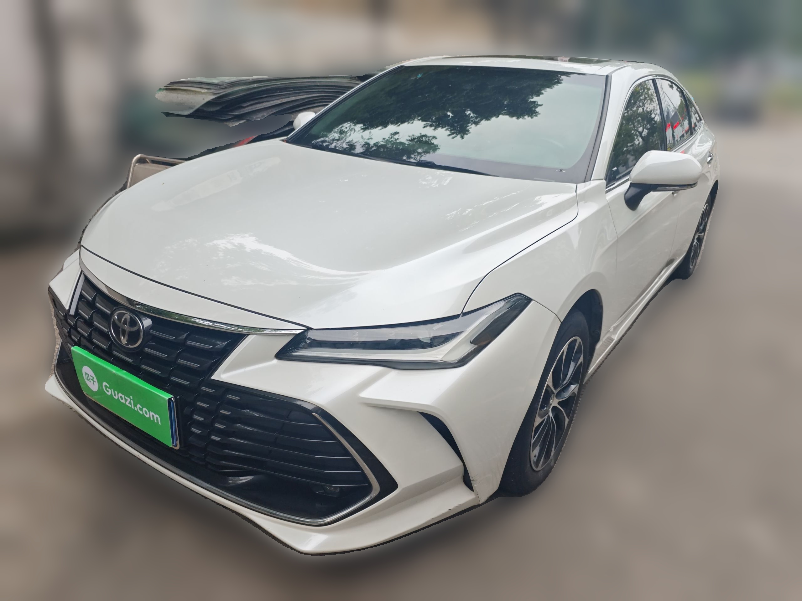 Toyota Avalon 2023 car image 