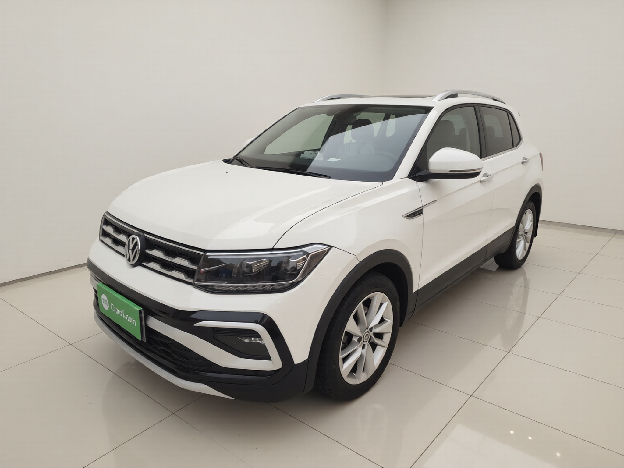 Volkswagen T-Cross 2019 Volkswagen T-Cross 2019 car image