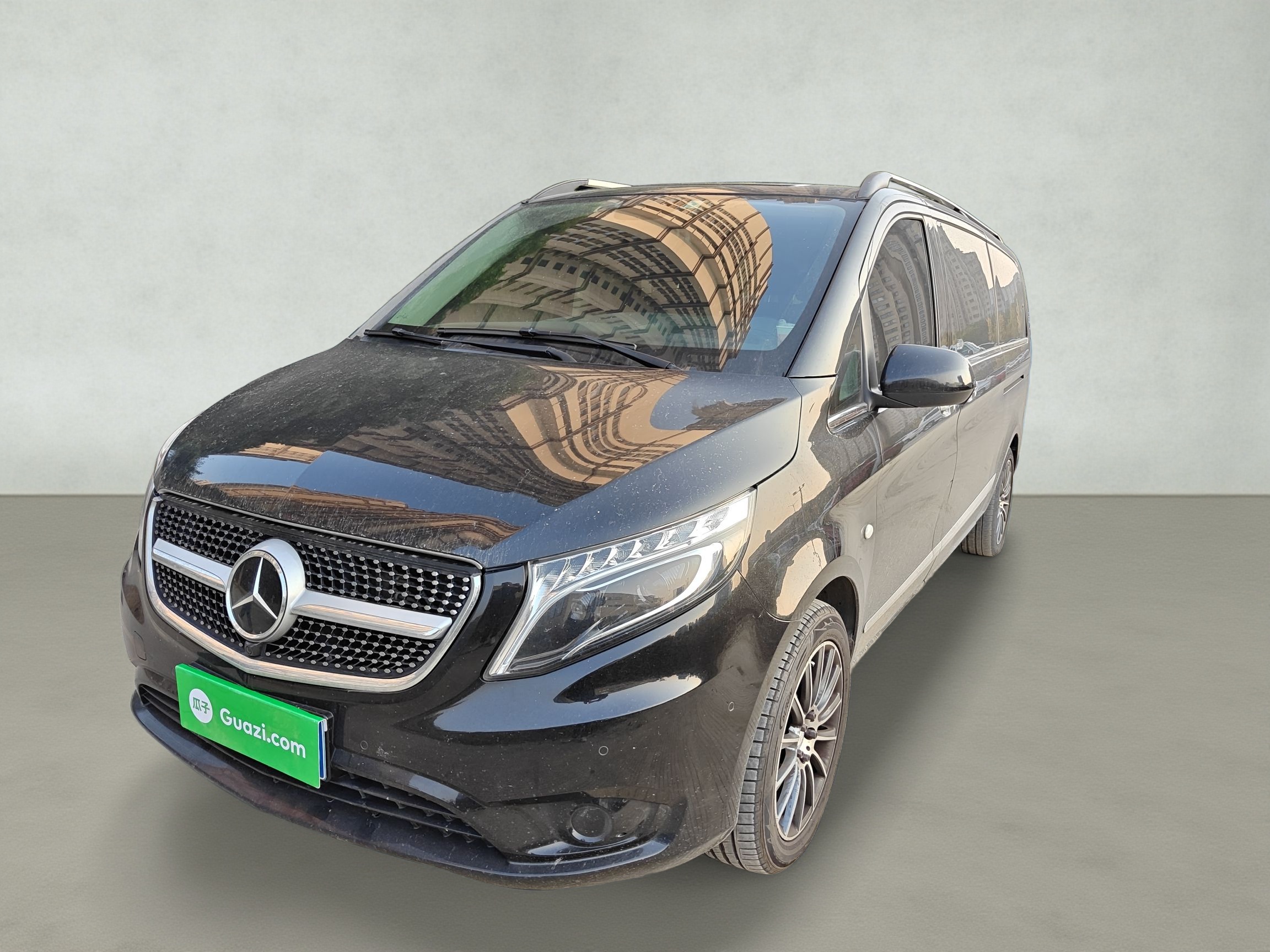 奔驰 威霆 2017 汽车图片 