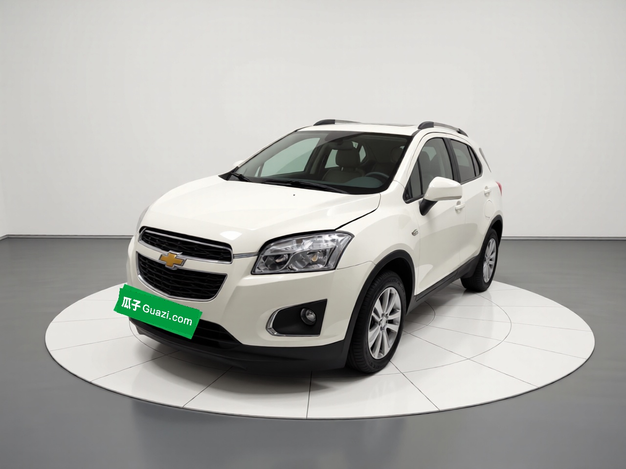Chevrolet Tracker 2016 car image 