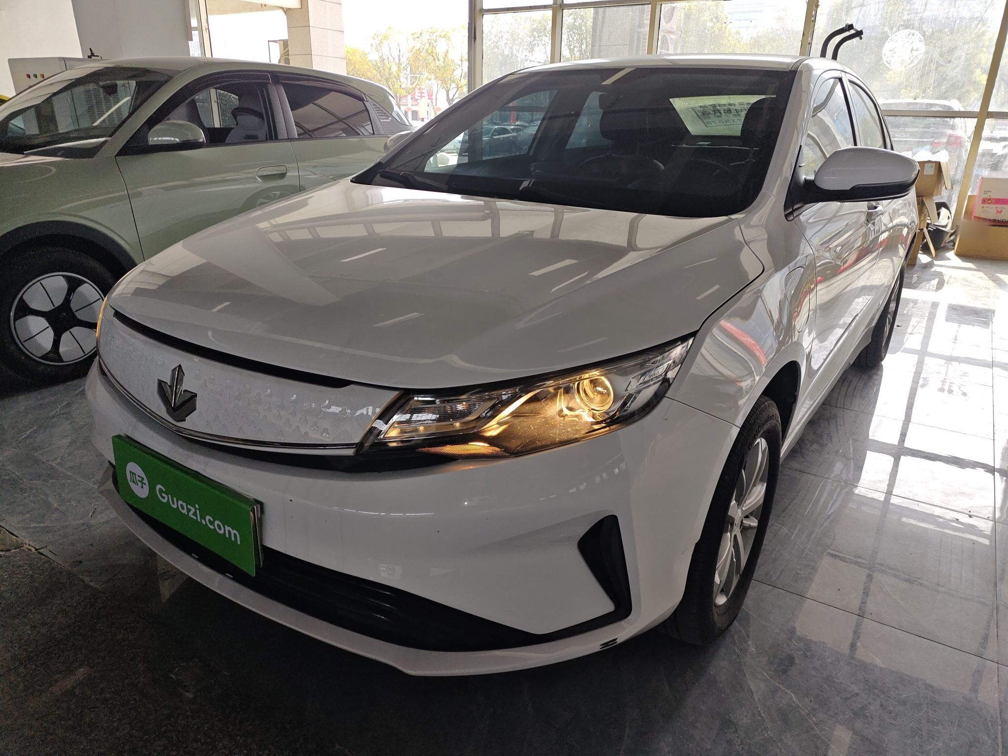 Livan Maple 60S 2022 汽车图片 