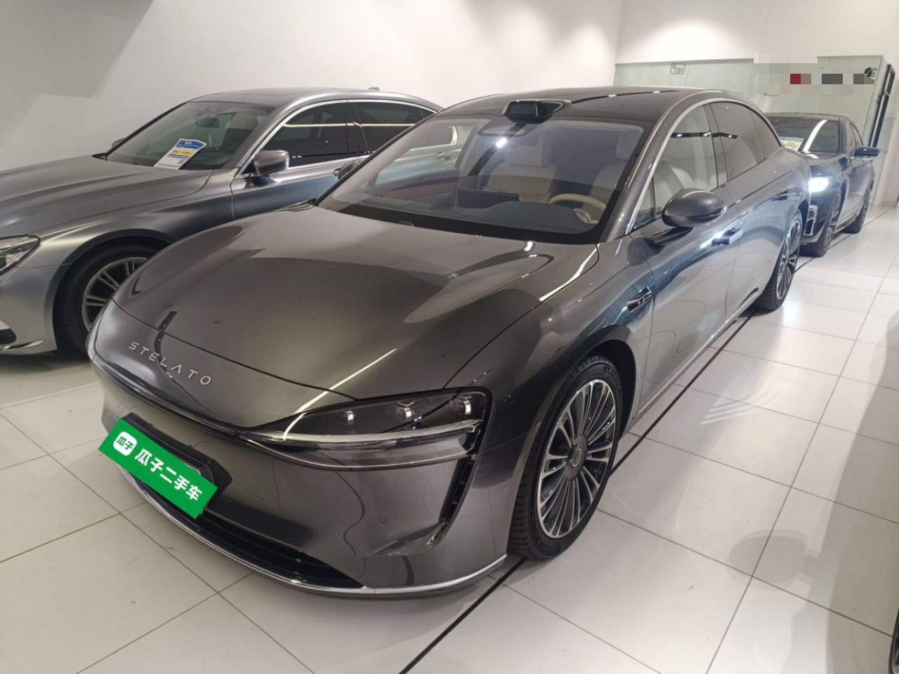 HongQi 2024 car image 