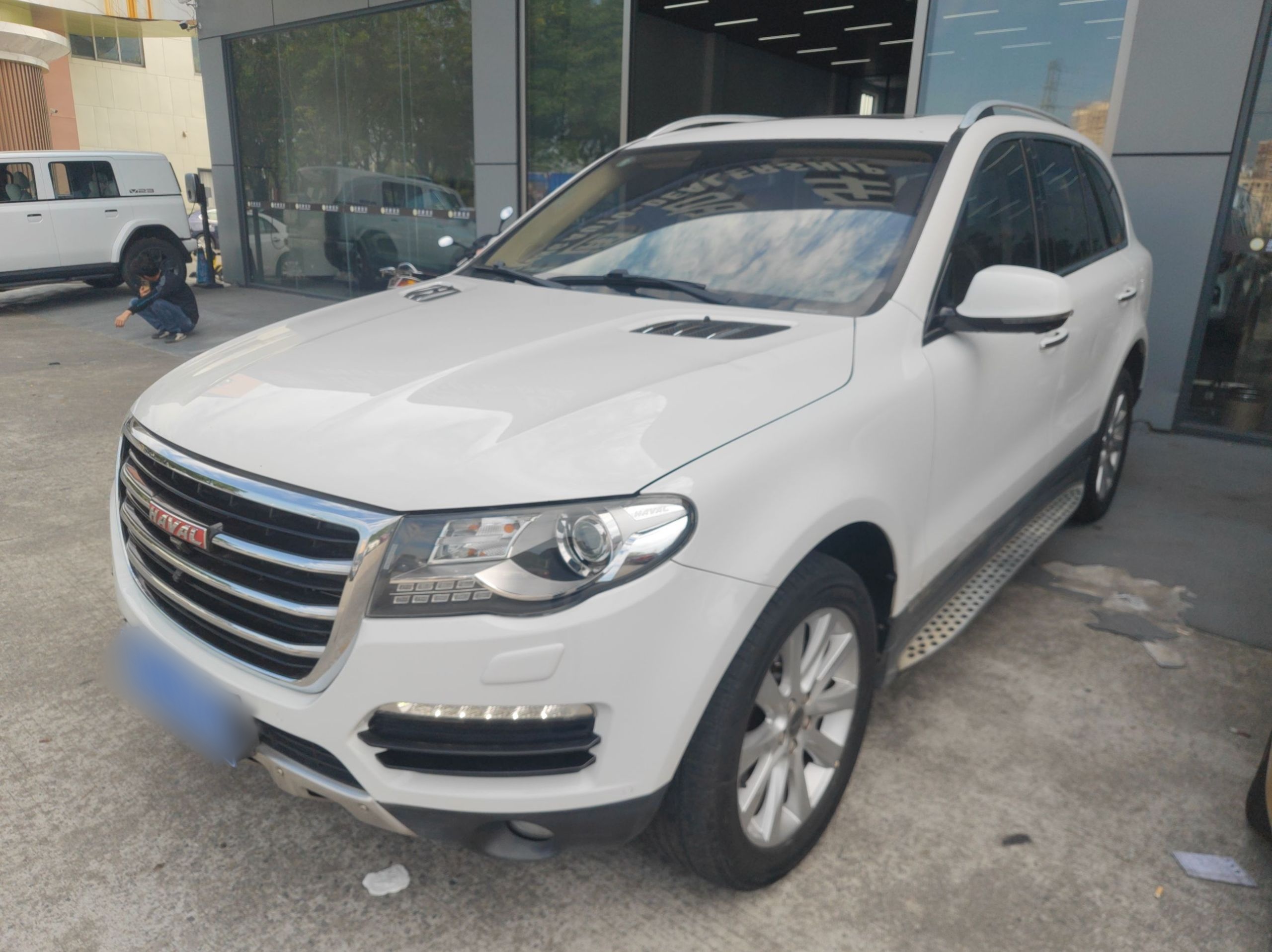 Haval H8 2017 car image 