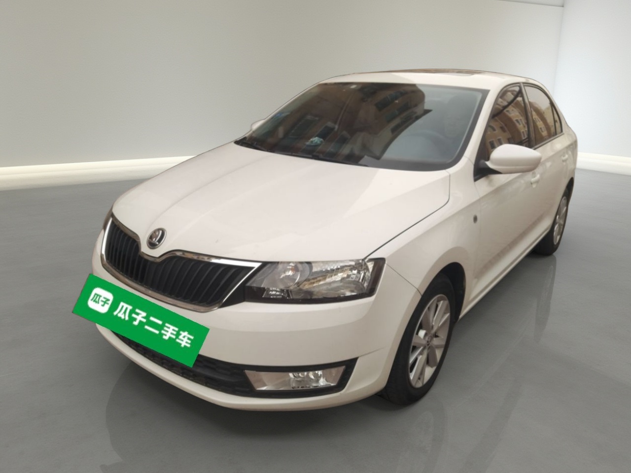 Skoda Rapid 2016 imagen de coche 