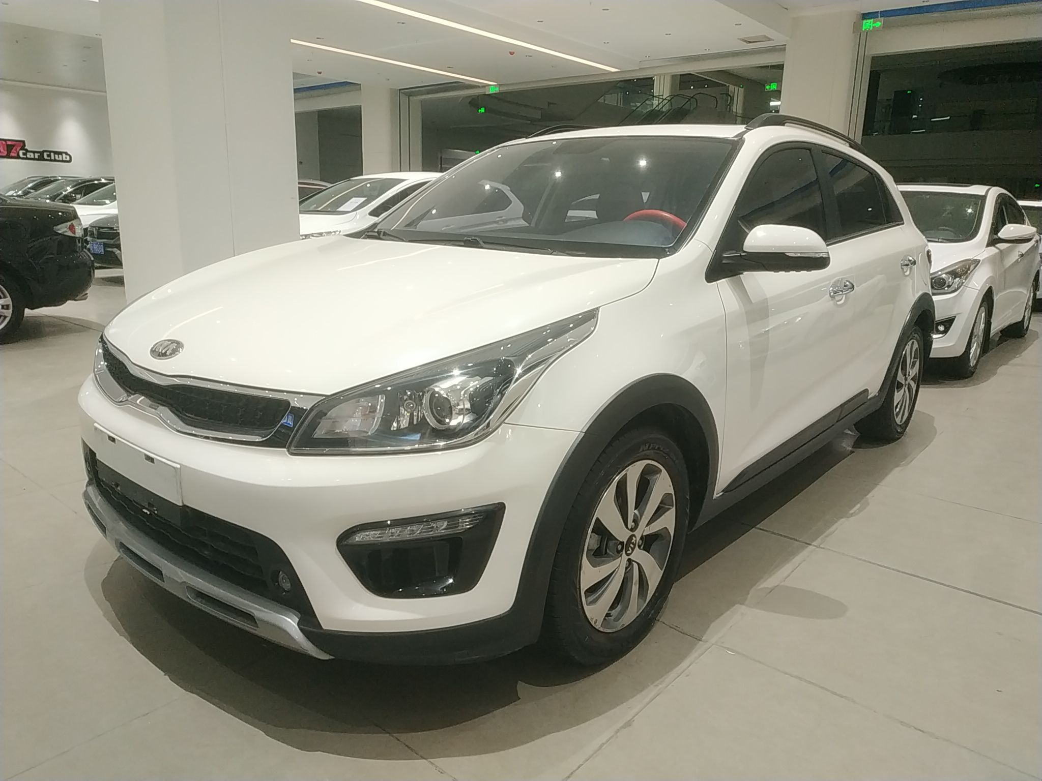 Kia Rio Cross 2019 汽车图片 