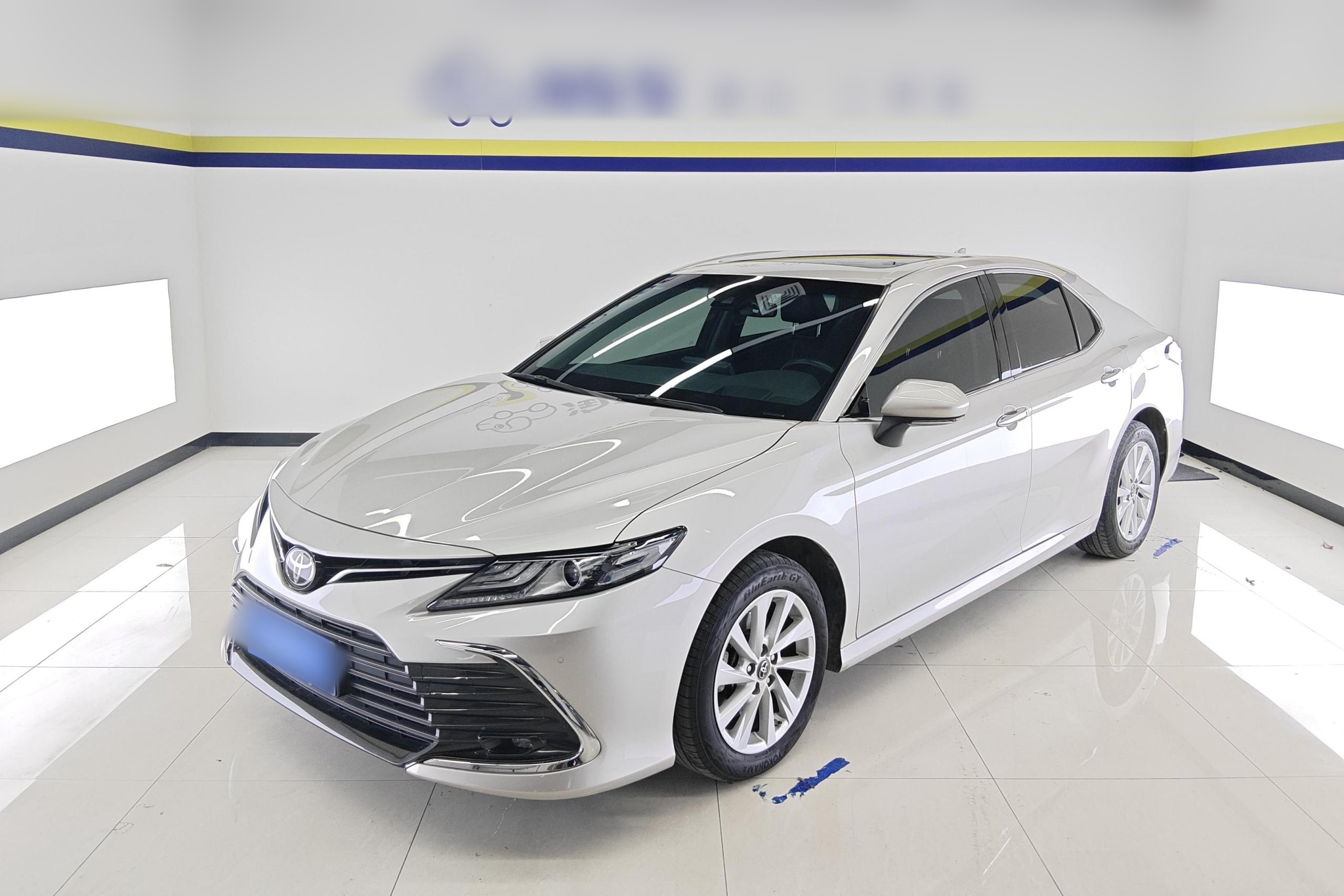 Toyota Camry 2022 image de voiture 