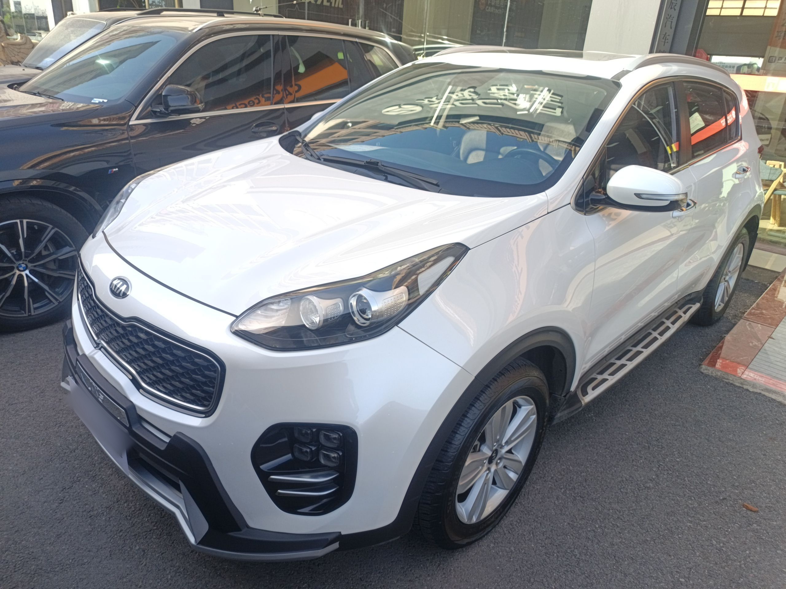 Kia KX5 2017 Kia KX5 2017 car image
