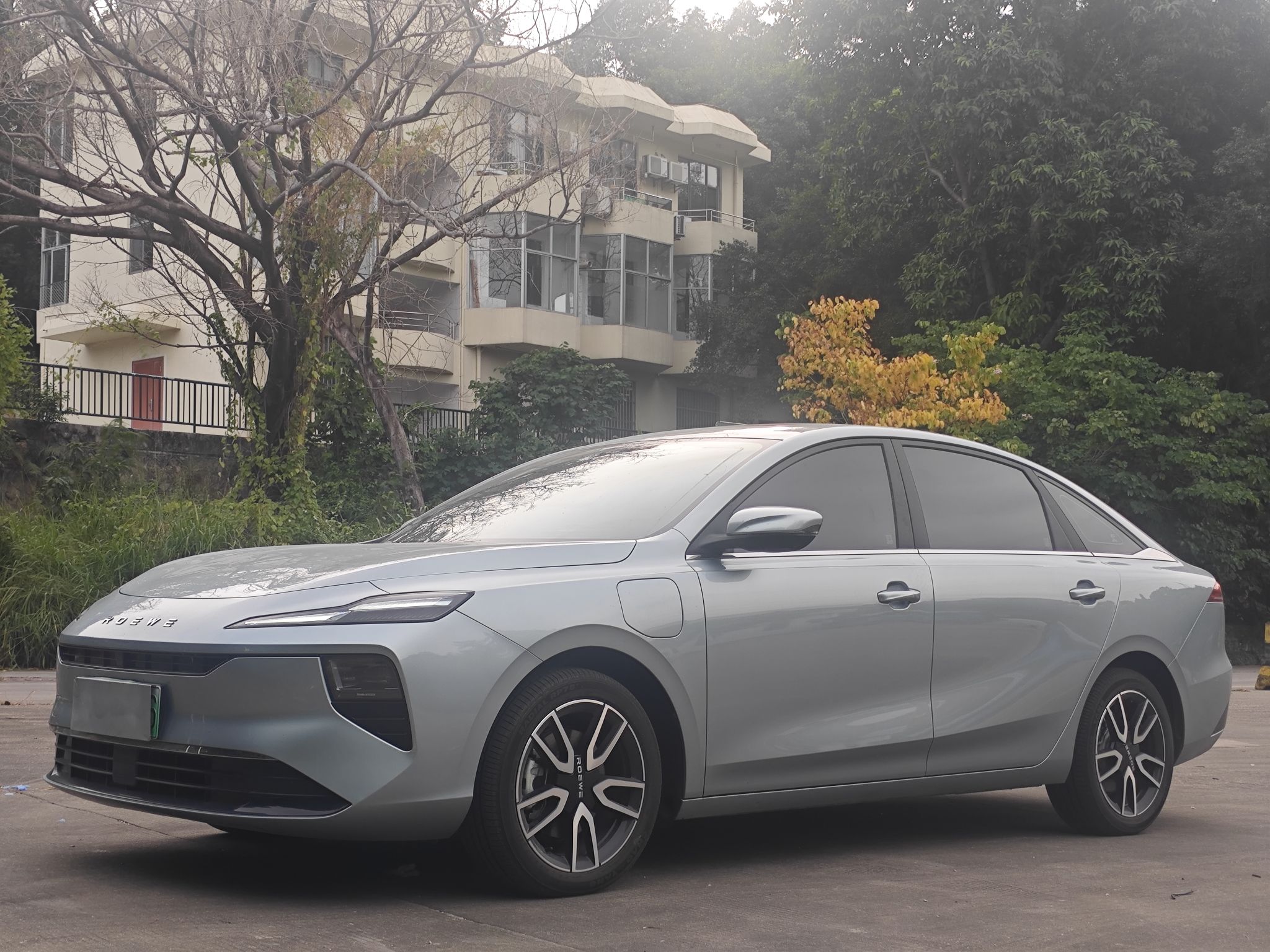 Roewe D6 2025 car image 