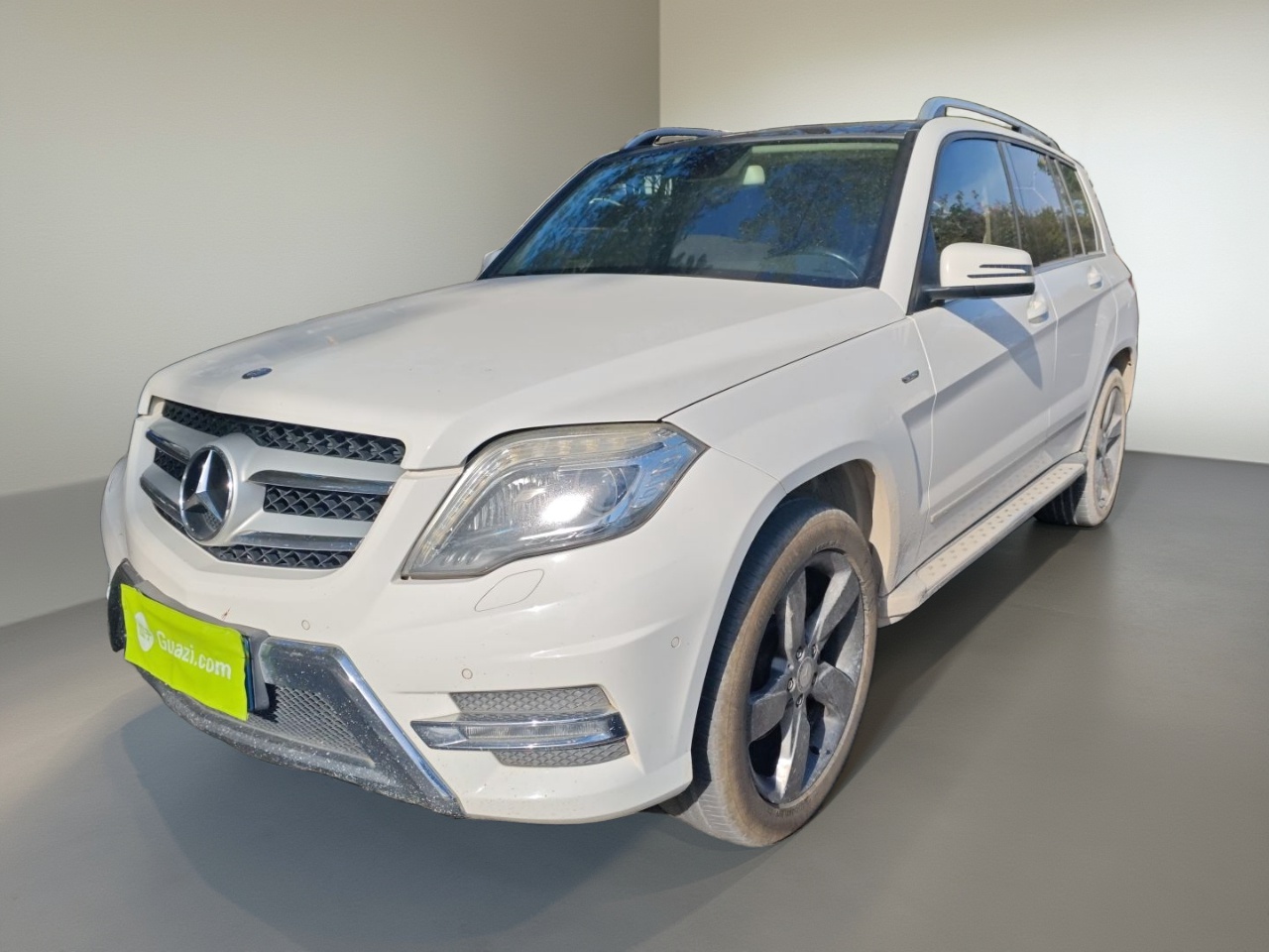 Mercedes-Benz GLK Class 2015 Mercedes-Benz GLK Class 2015 car image