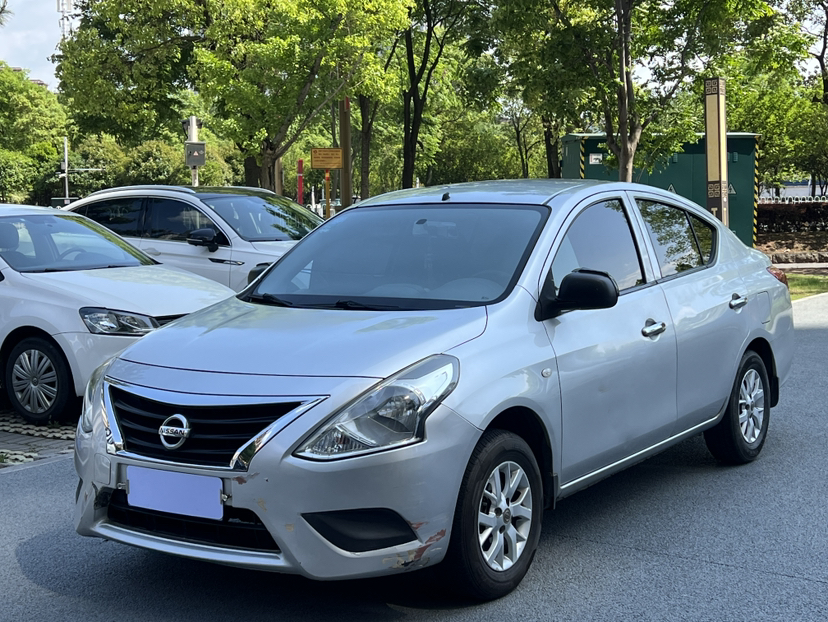 Nissan Sunny 2015 Nissan Sunny 2015 car image