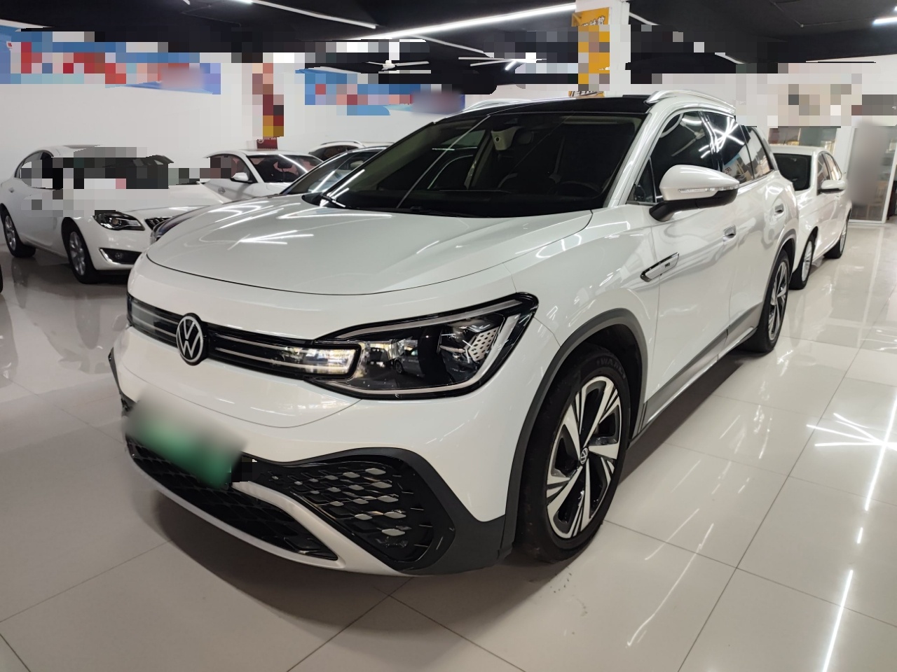 Volkswagen ID.6 Crozz 2022 immagine di auto 