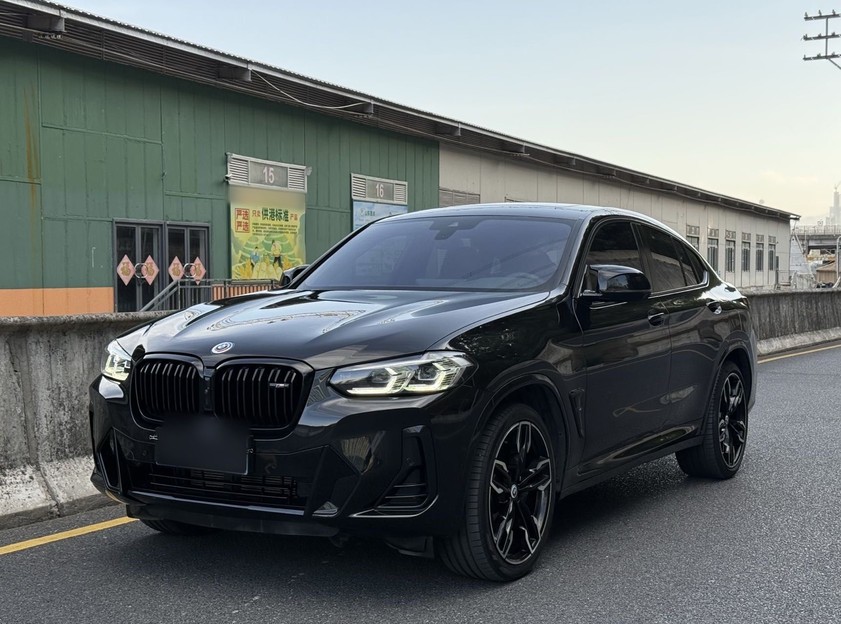 BMW X4 M40i 2022 car image 