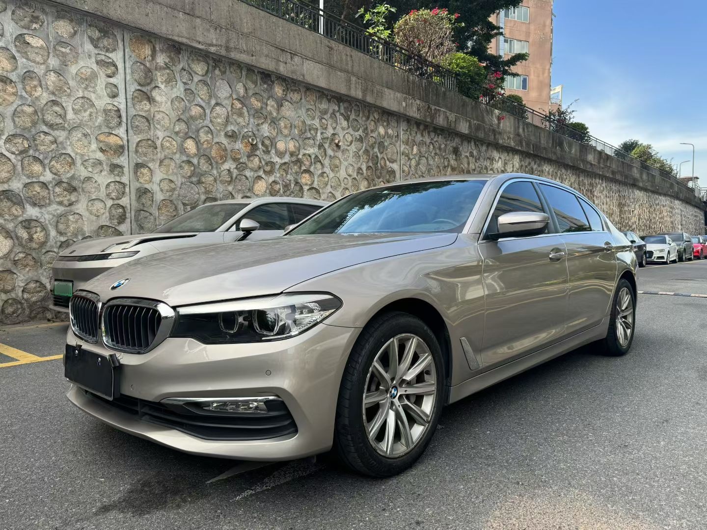 BMW 5 Series 2017 car image 