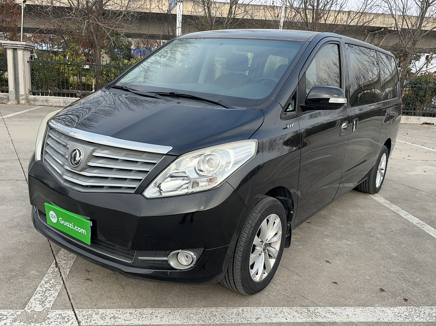 Forthing CM7 2016 Forthing CM7 2016 immagine di auto