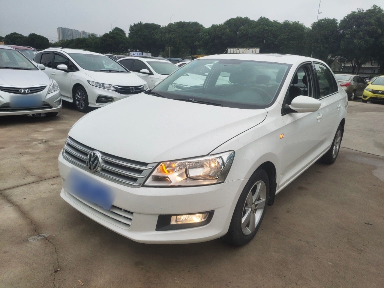 桑塔纳 2016 汽车图片 