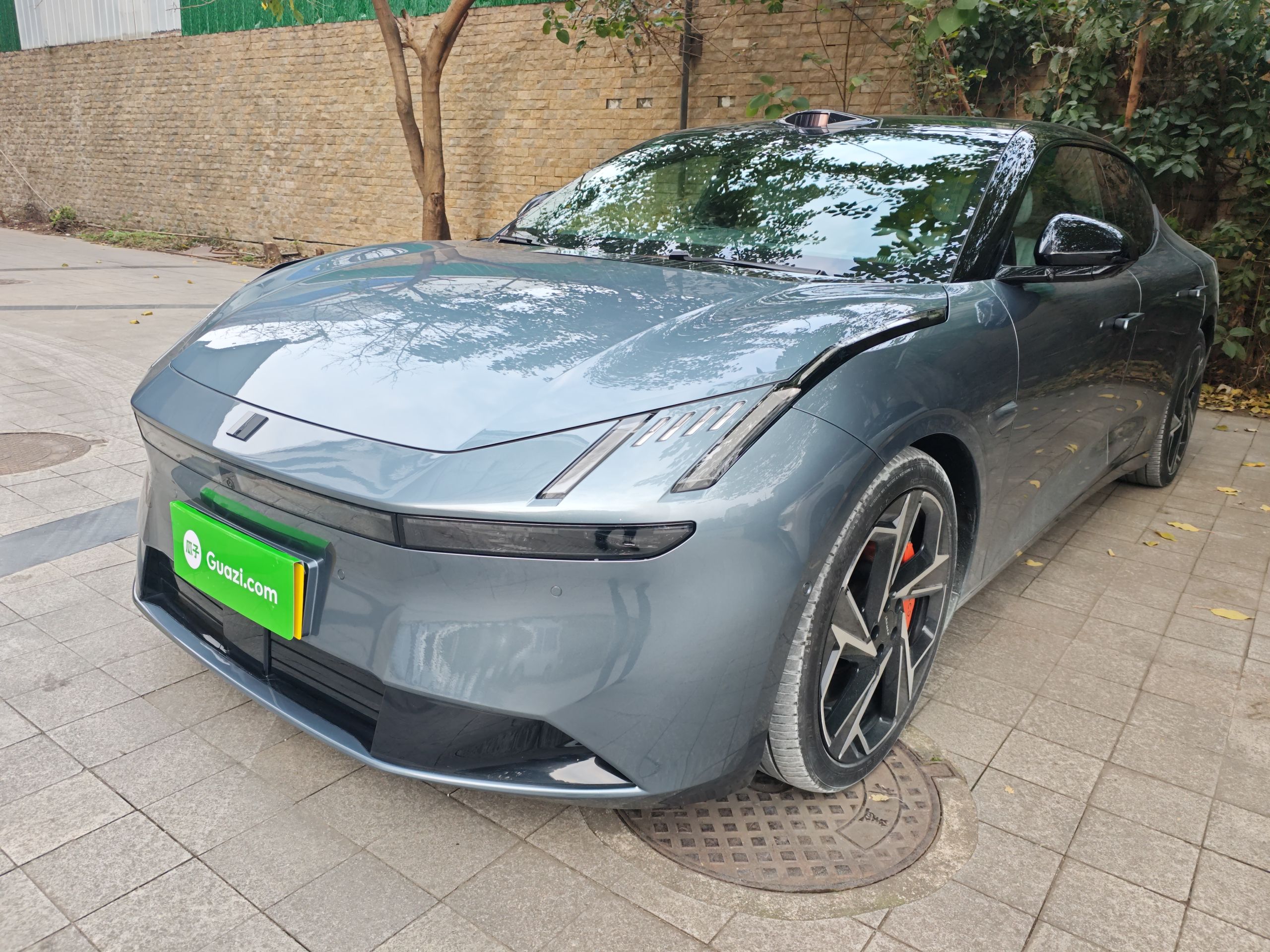 Lynk & Co 2024 car image 