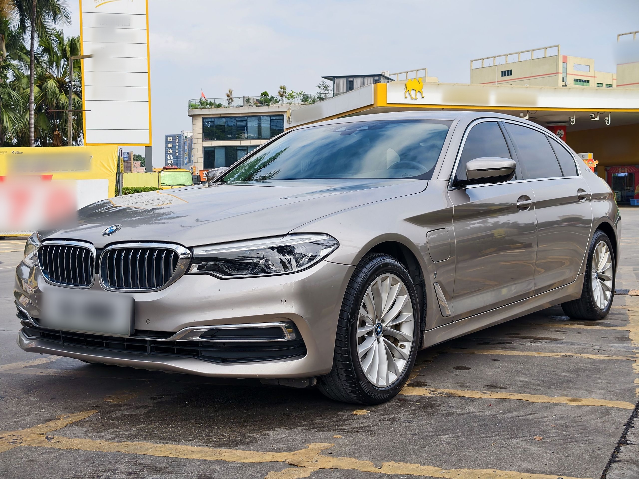 BMW 5 Series New Energy 2019 car image 