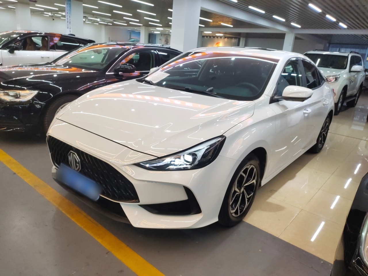 MG 5 2021 immagine di auto 