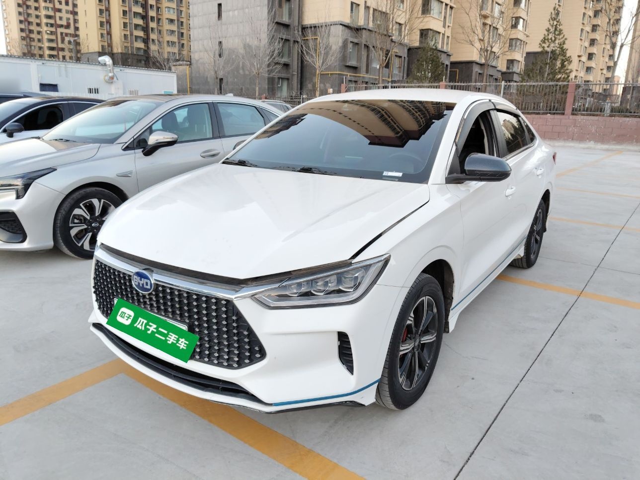 BYD e3 2020 car image 