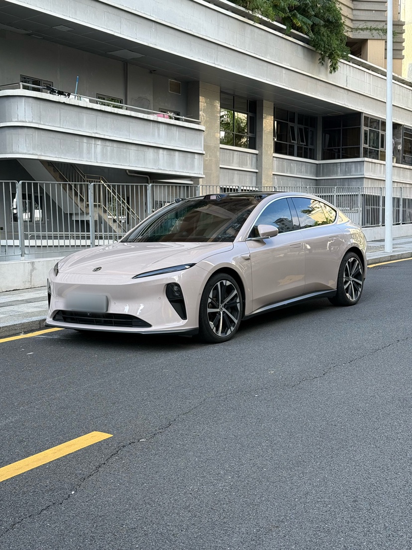 NIO ET5 2023 image de voiture 