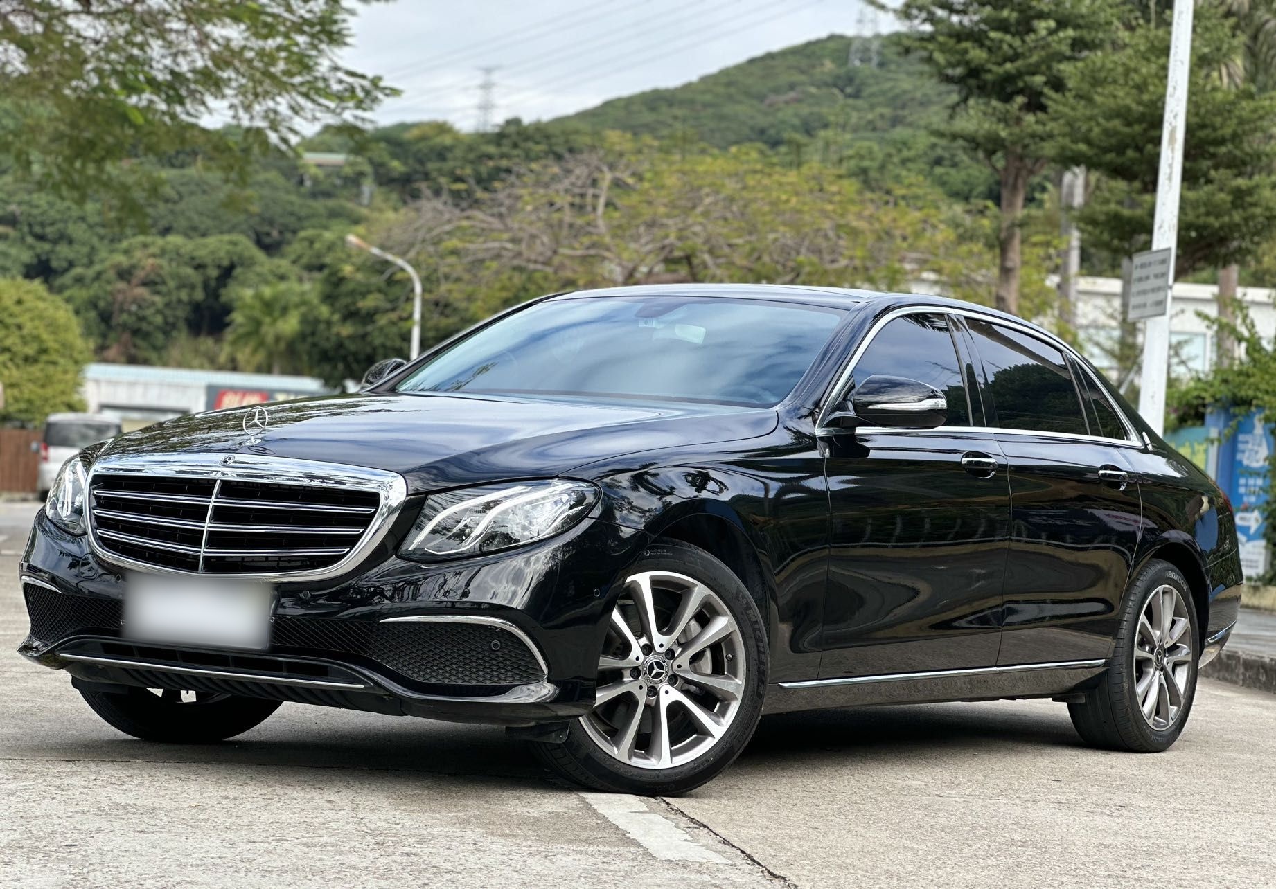 Mercedes-Benz E Class 2020 car image 