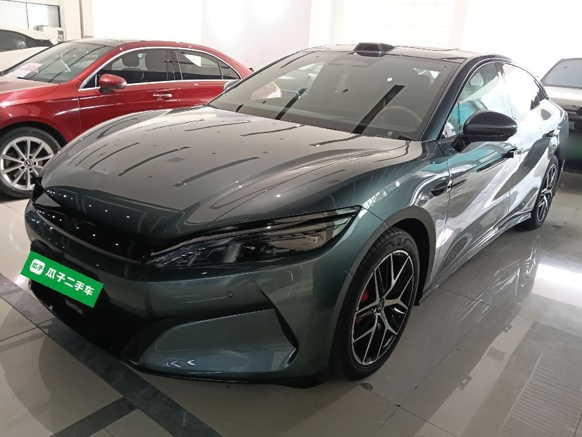 BYD HanL 2025 car image 