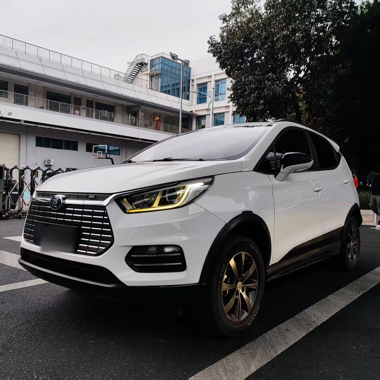 BYD Yuan New Energy 2018 car image 