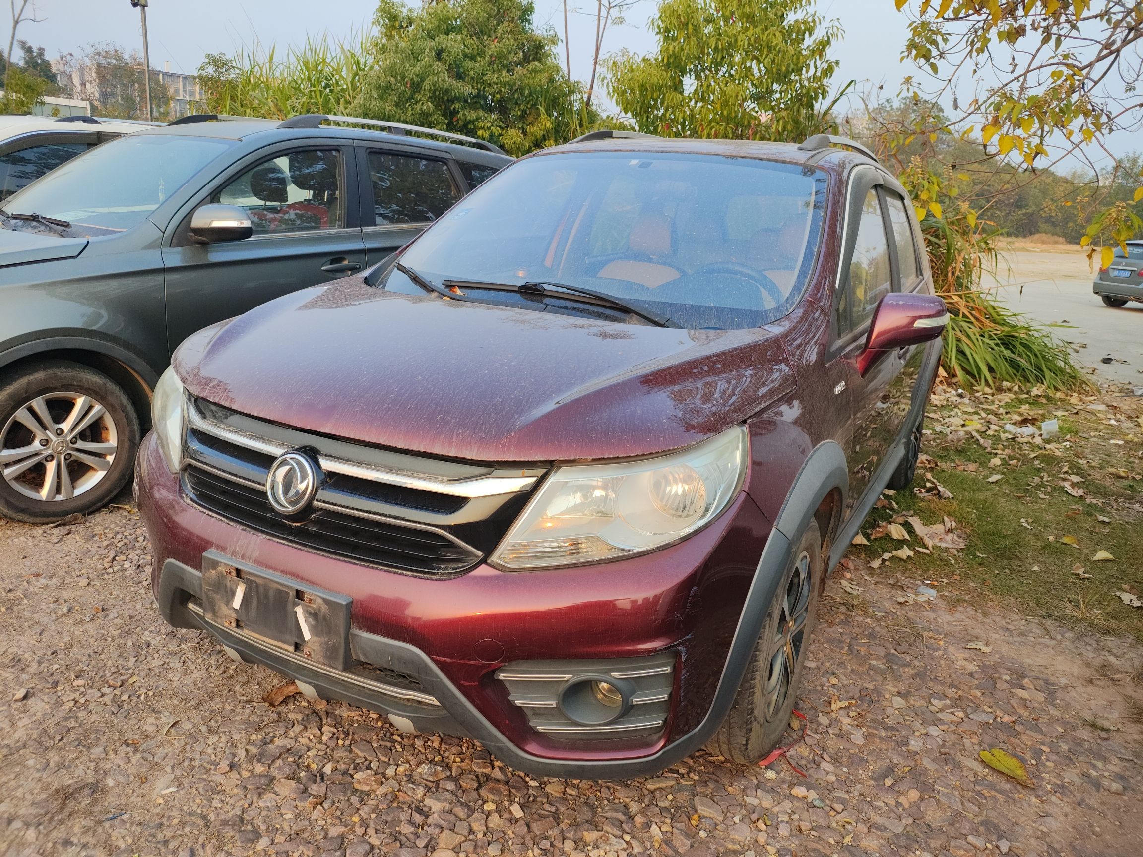 Forthing JOYEAR XV 2016 car image 