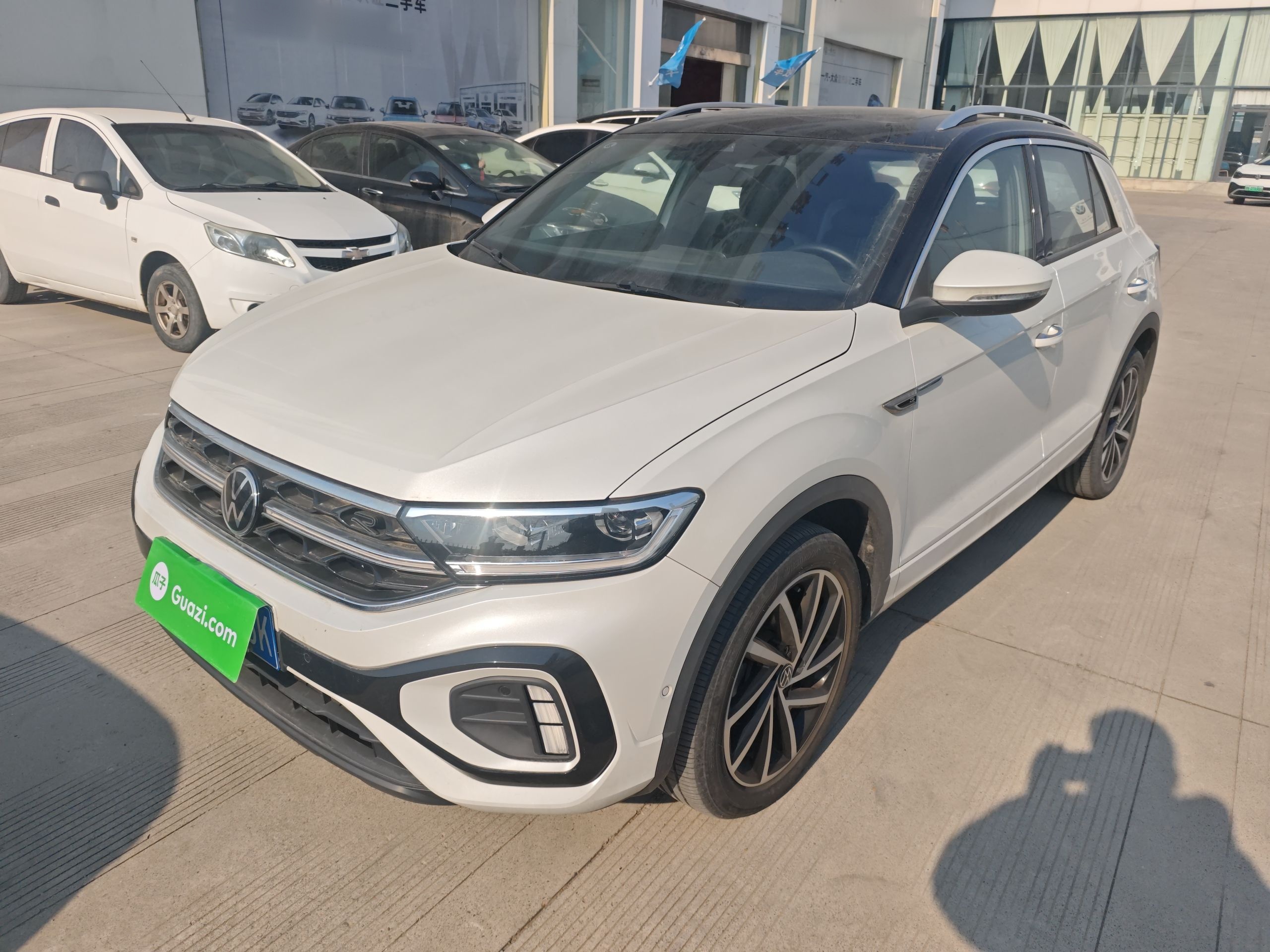 T-Roc 2023 car image 