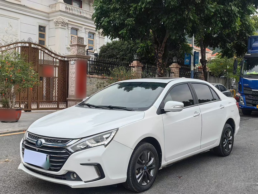 BYD Qin New Energy 2018 car image 