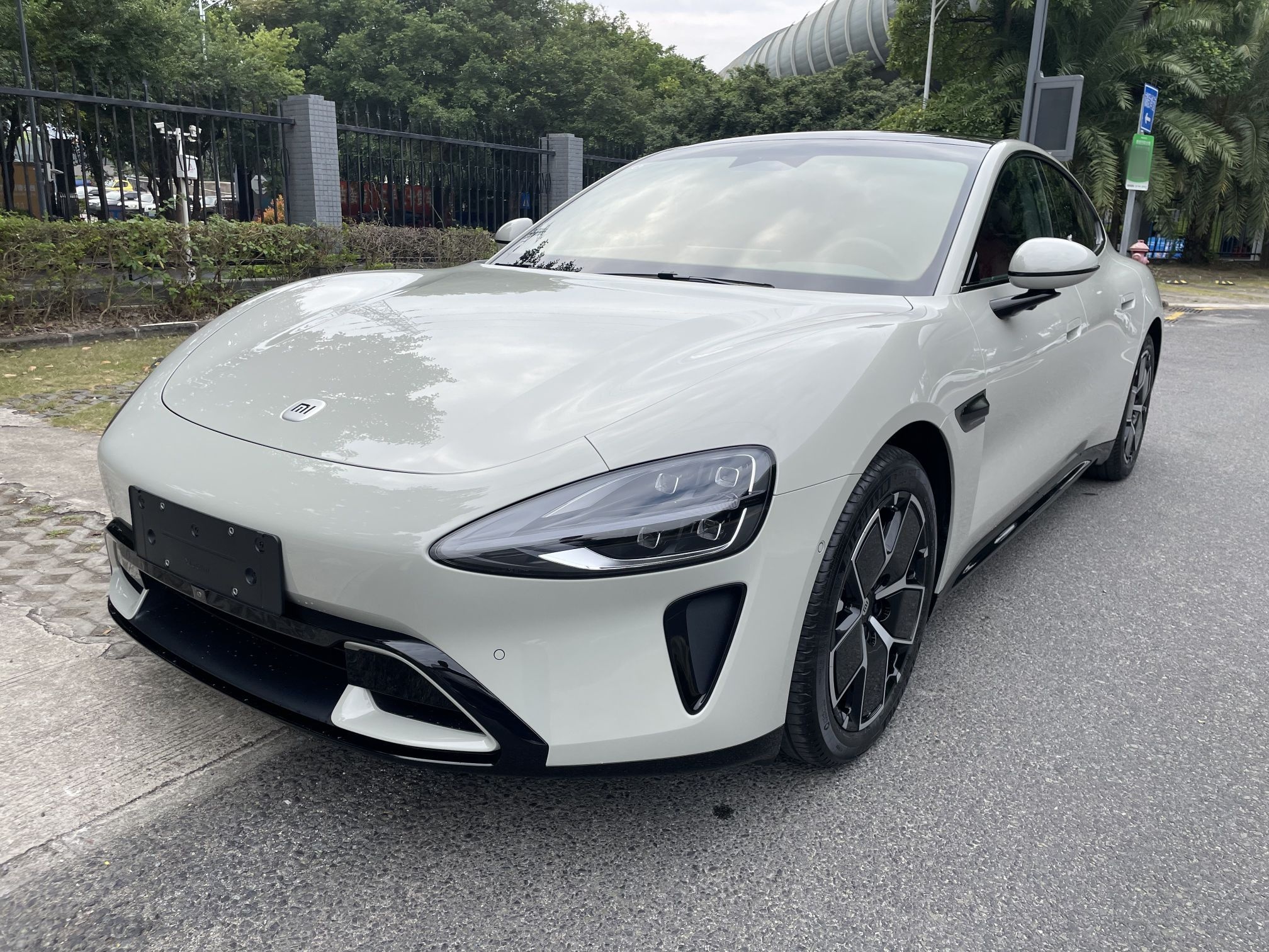 MI SU7 2025 汽车图片 