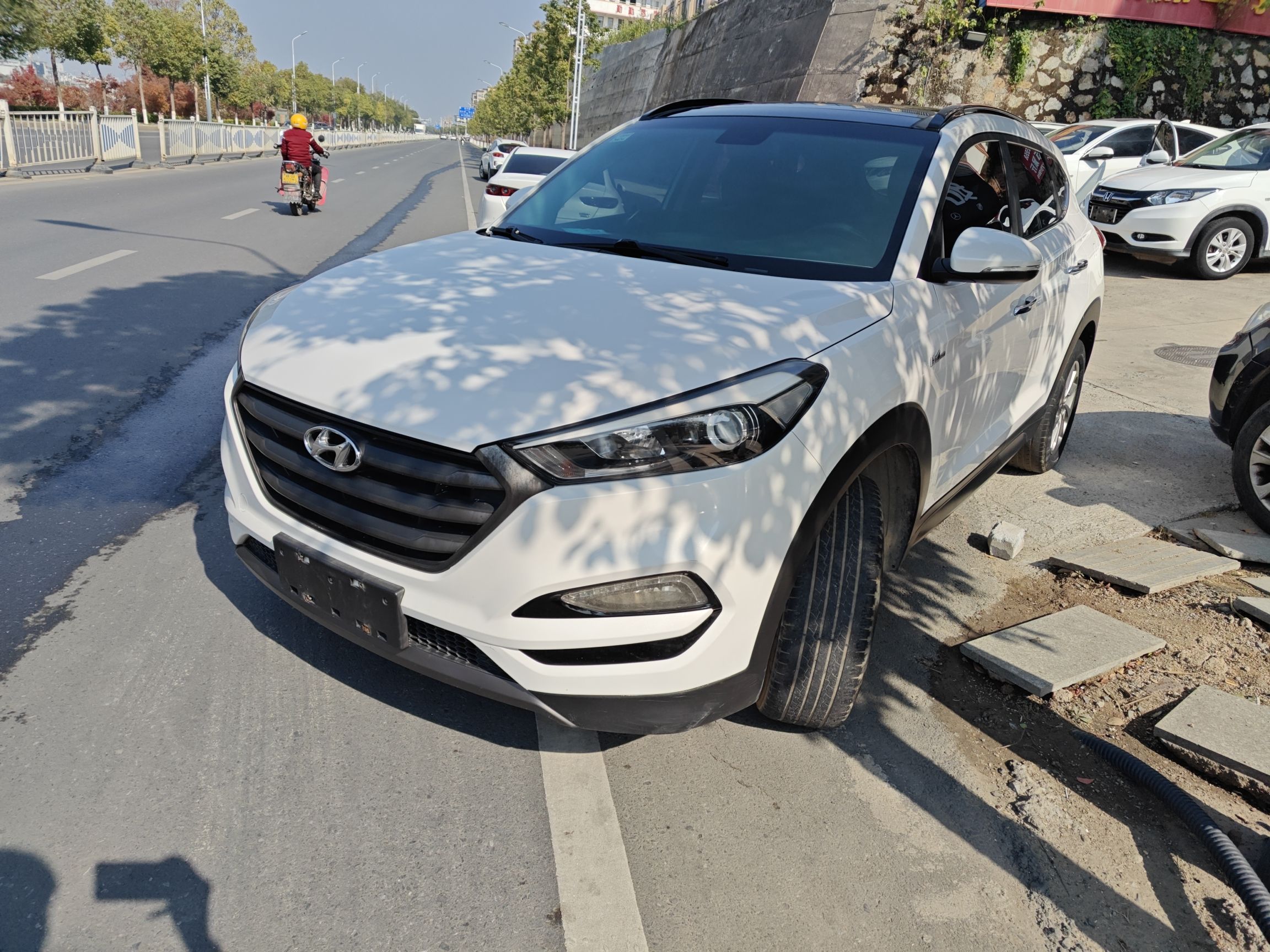 Hyundai Tucson 2016 car image 