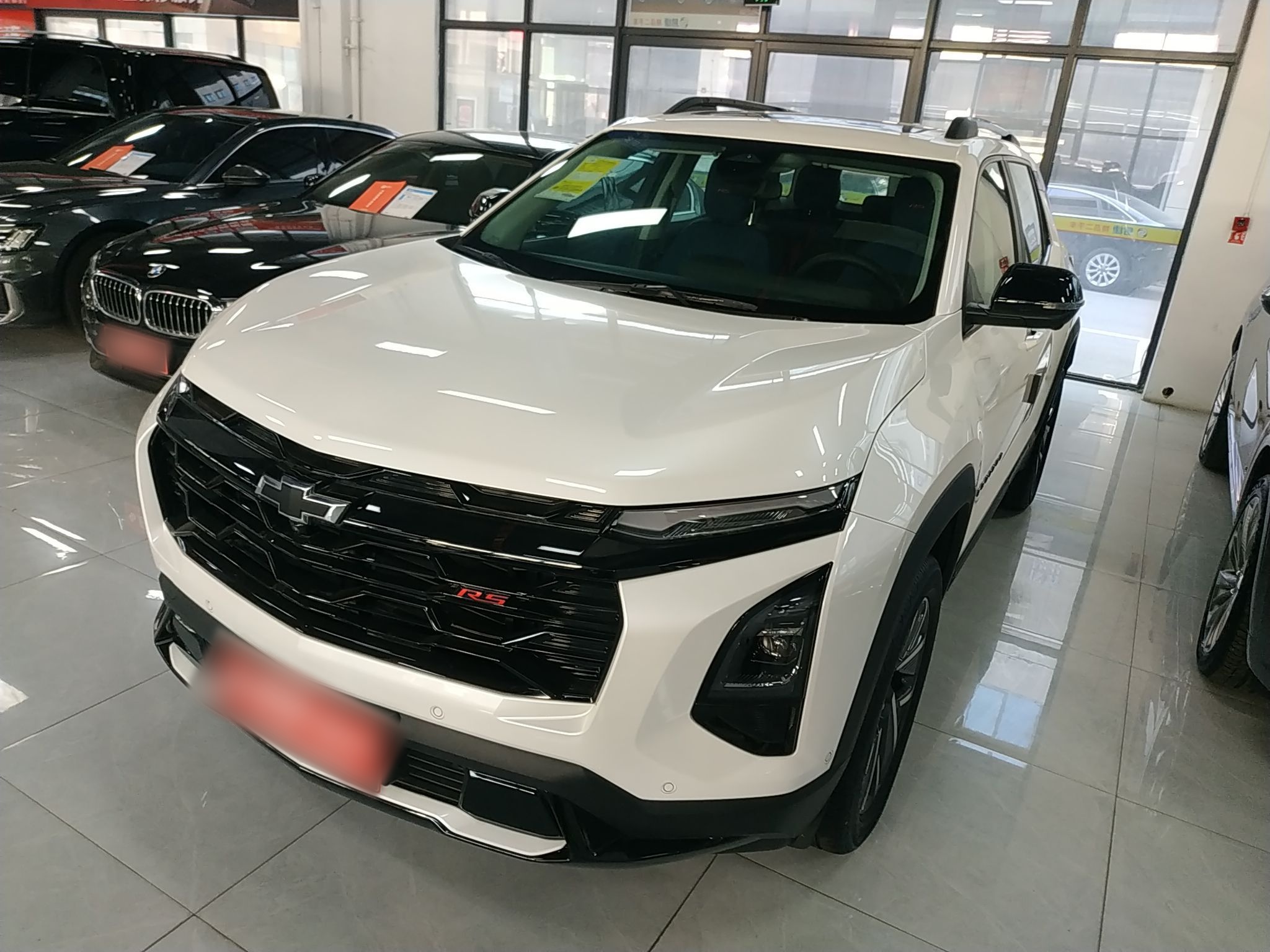 Chevrolet Equinox Plus 2025 car image 