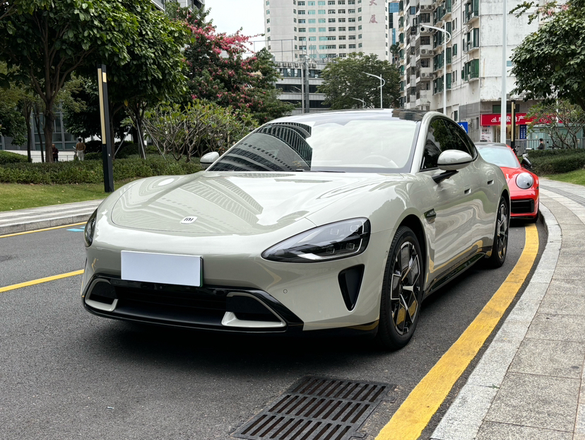 MI SU7 2025 car image 