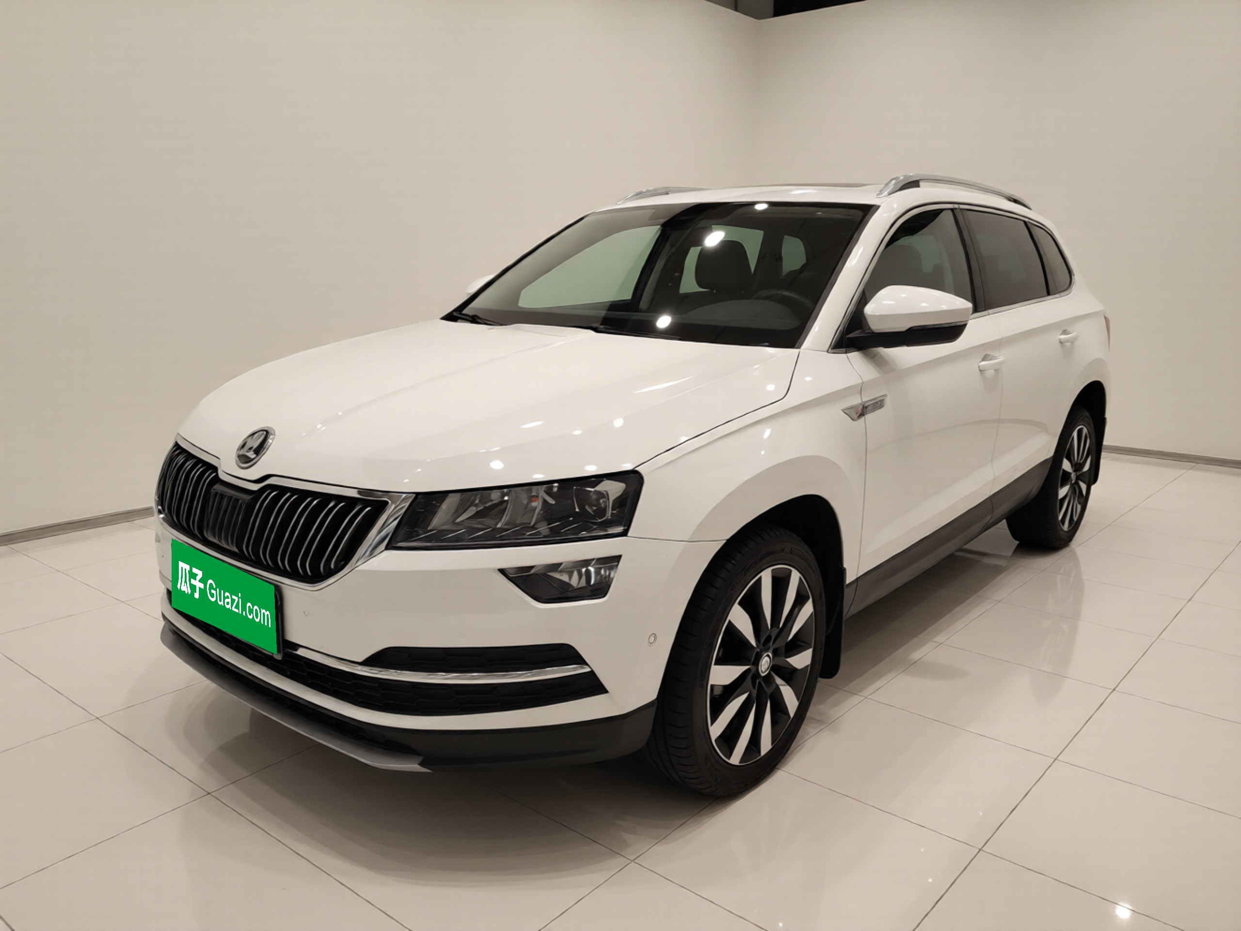 Skoda Karoq 2020 Skoda Karoq 2020 car image
