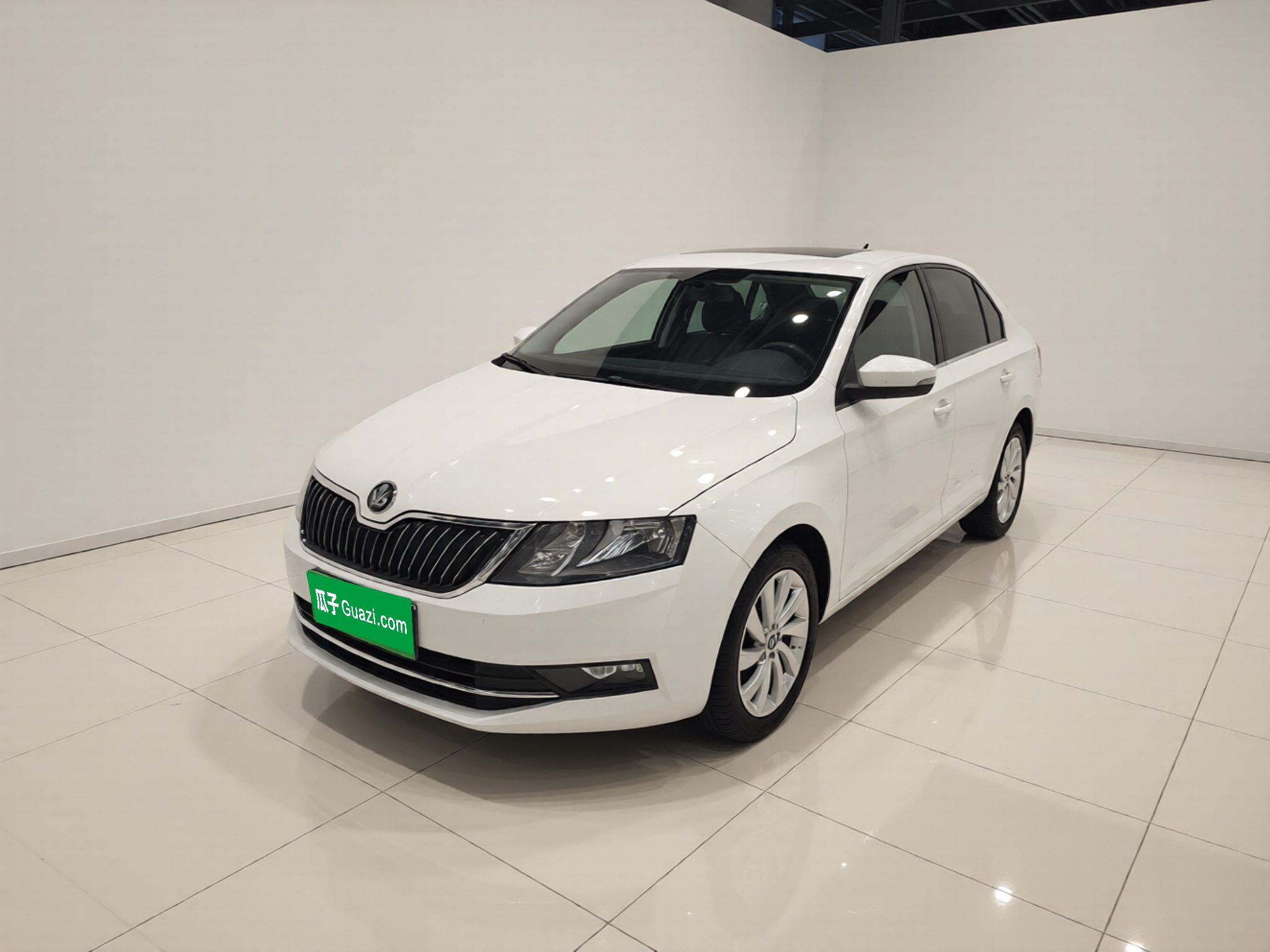 Skoda Rapid 2018 Skoda Rapid 2018 car image