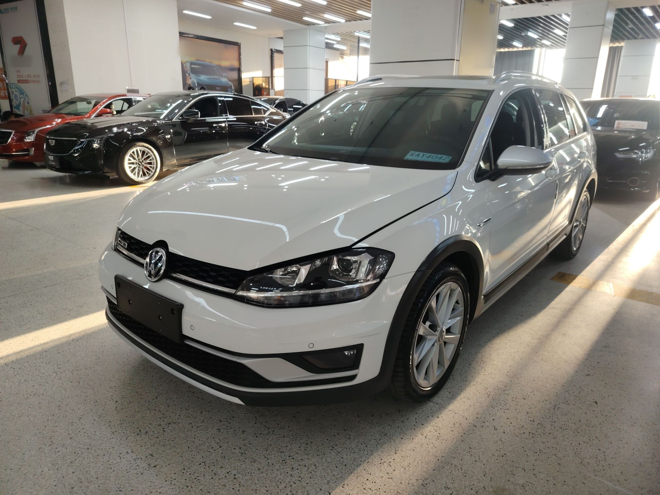 Volkswagen Golf (Imported) 2019 imagem de carro 