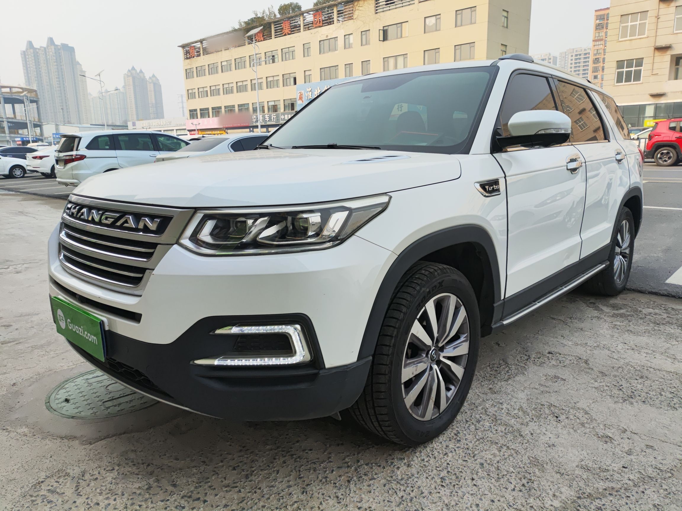 Changan CS95 2018 car image 